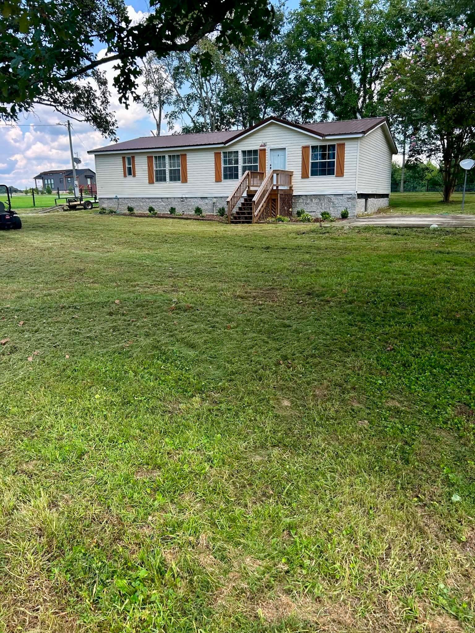 4816 Old Salem Lexie Rd