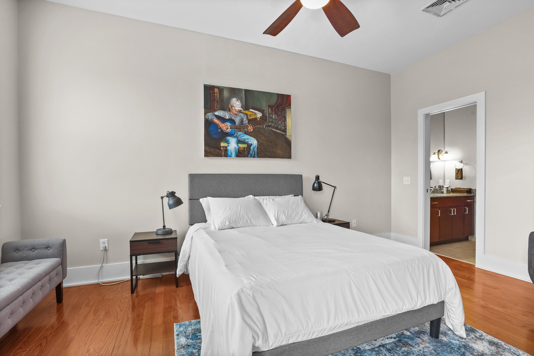2201 8th Ave S 204