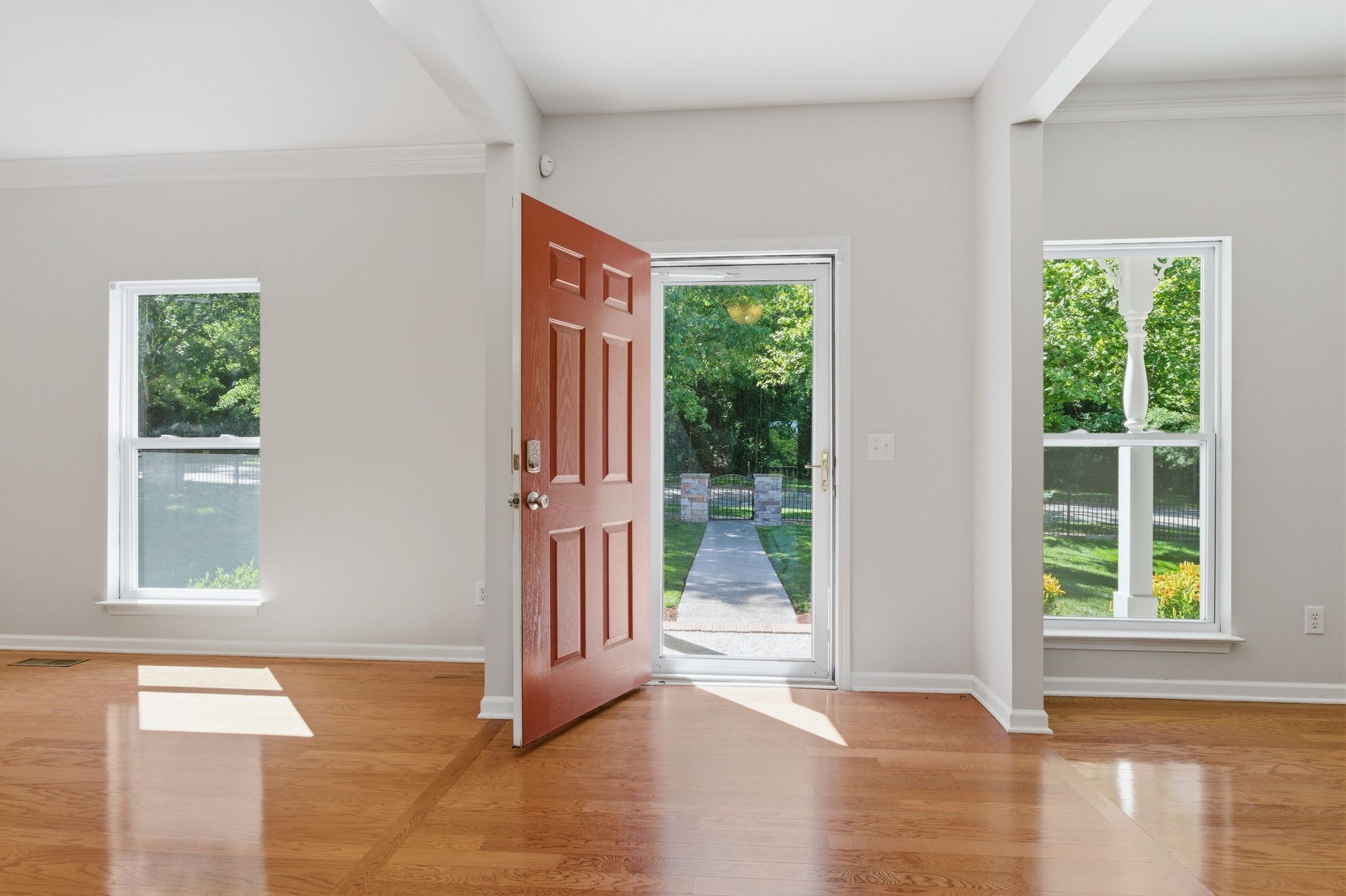 1544 Liberty Pike