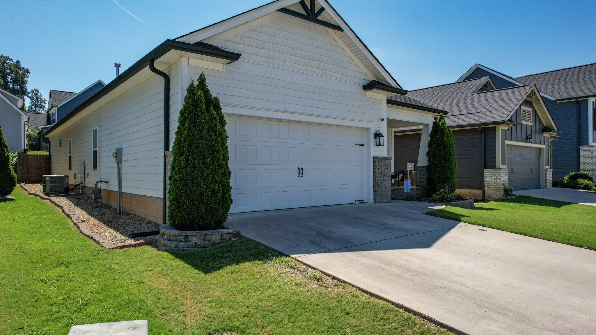 5084 Shelterwood Dr NE
