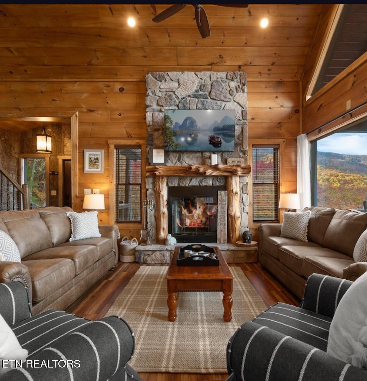 3742 Swearingen Way