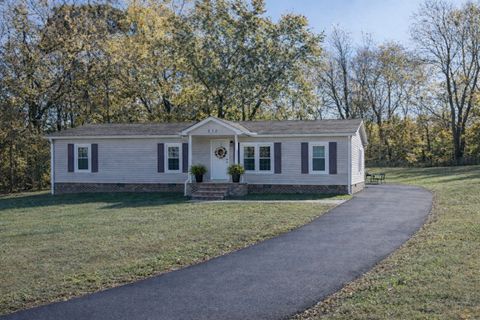 132 Amber Lynn Cir Columbia TN 38401