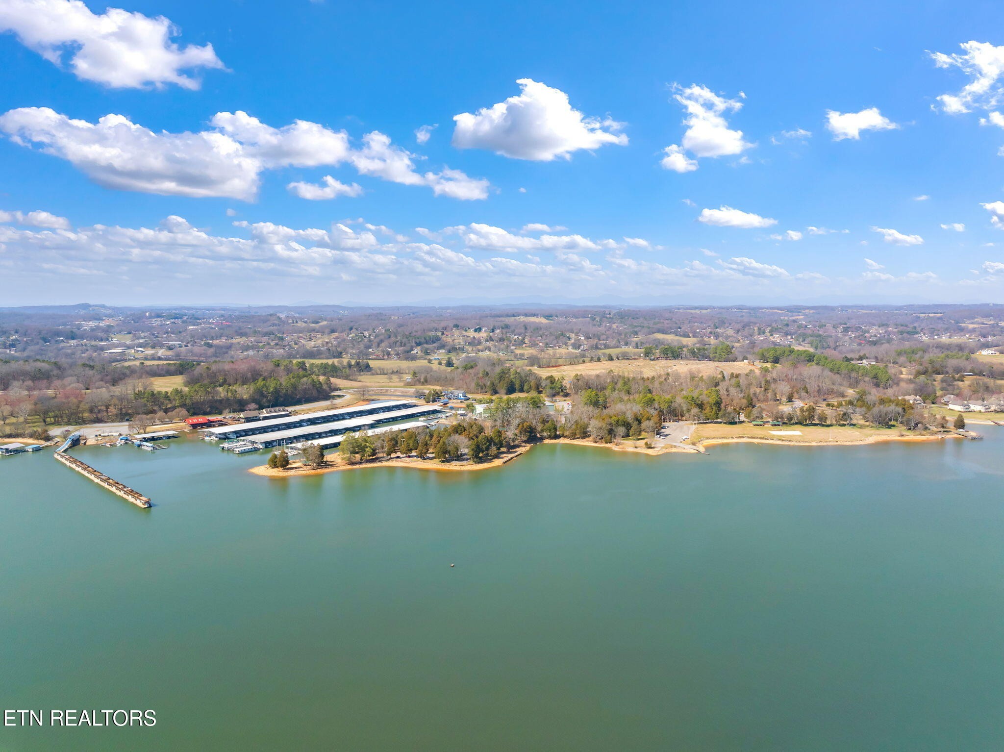 54 Lakeside Drive