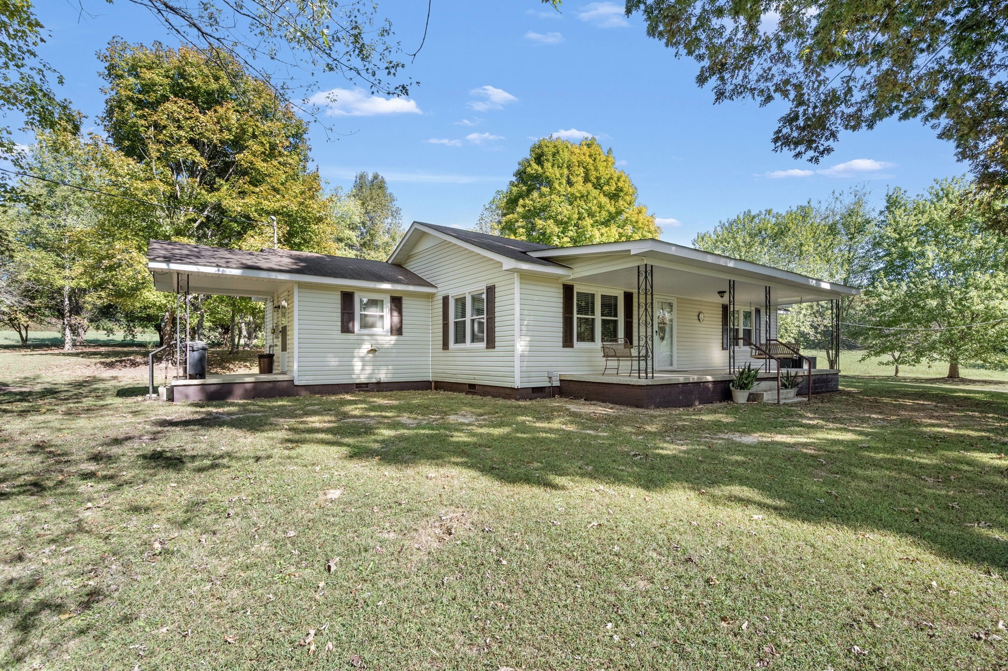 44 CRYSTAL SPRINGS RD