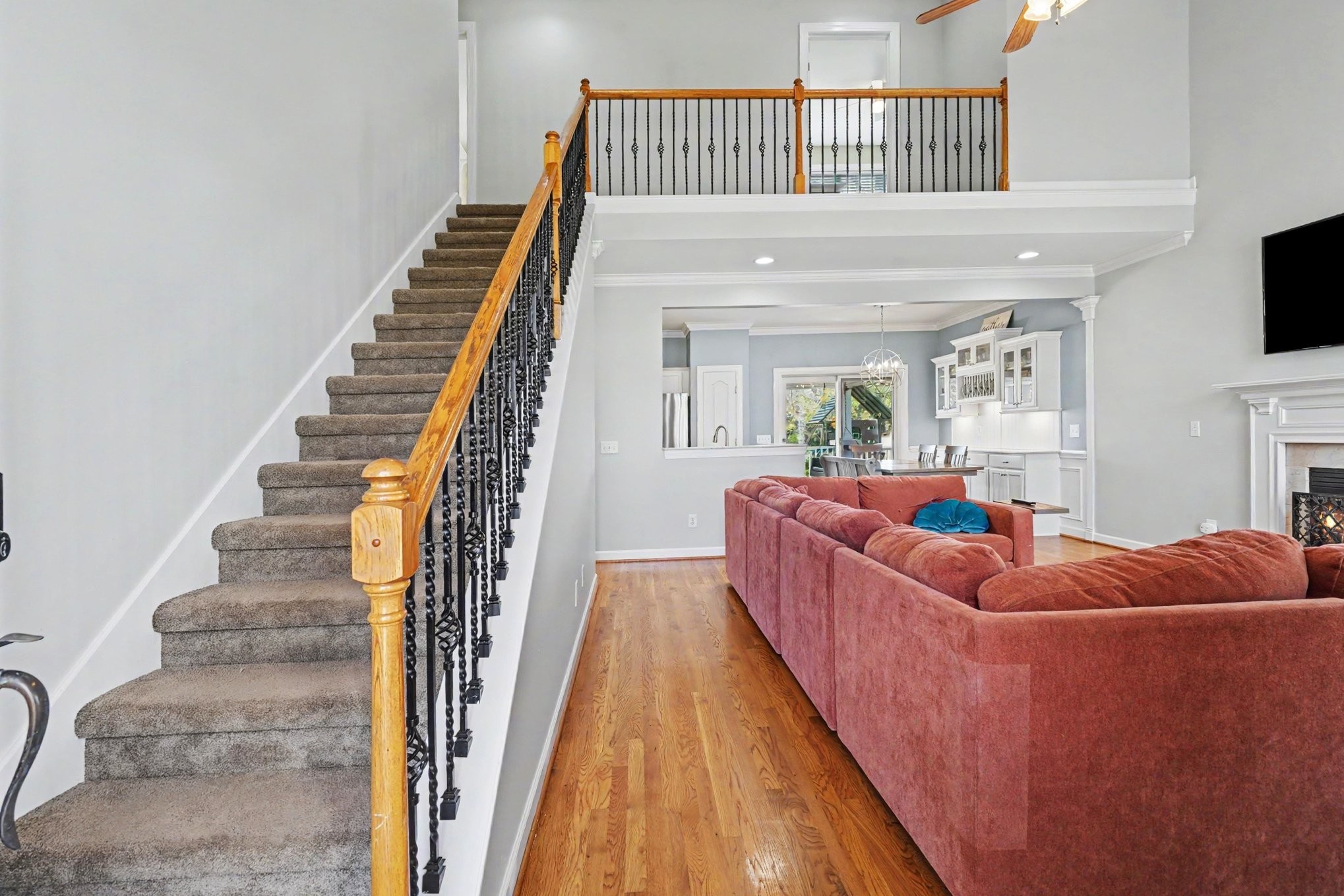 1012 Stonehollow Way