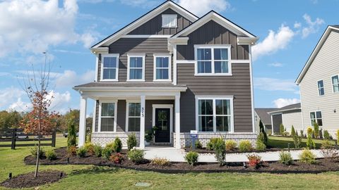 Photo of 287 Harvest Point Blvd, Spring Hill, TN 37174 (MLS # 3202204)