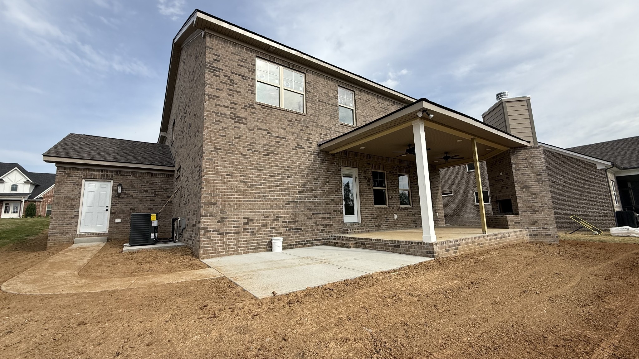 827 Stovers Glen