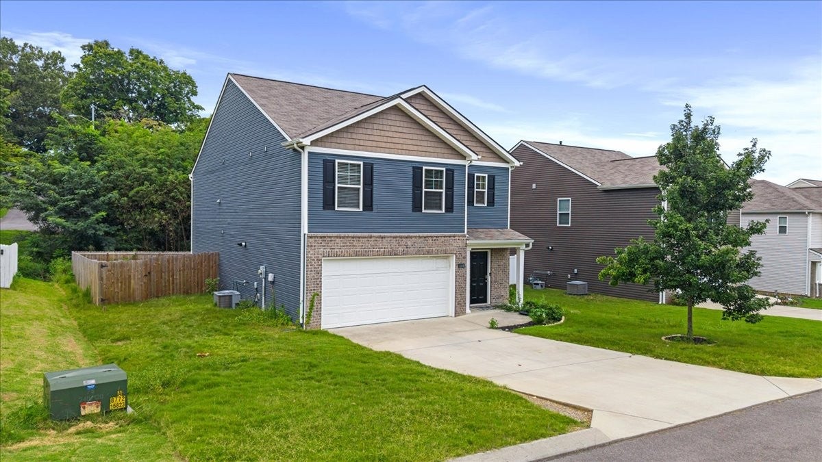 3339 Serenity Dr NE