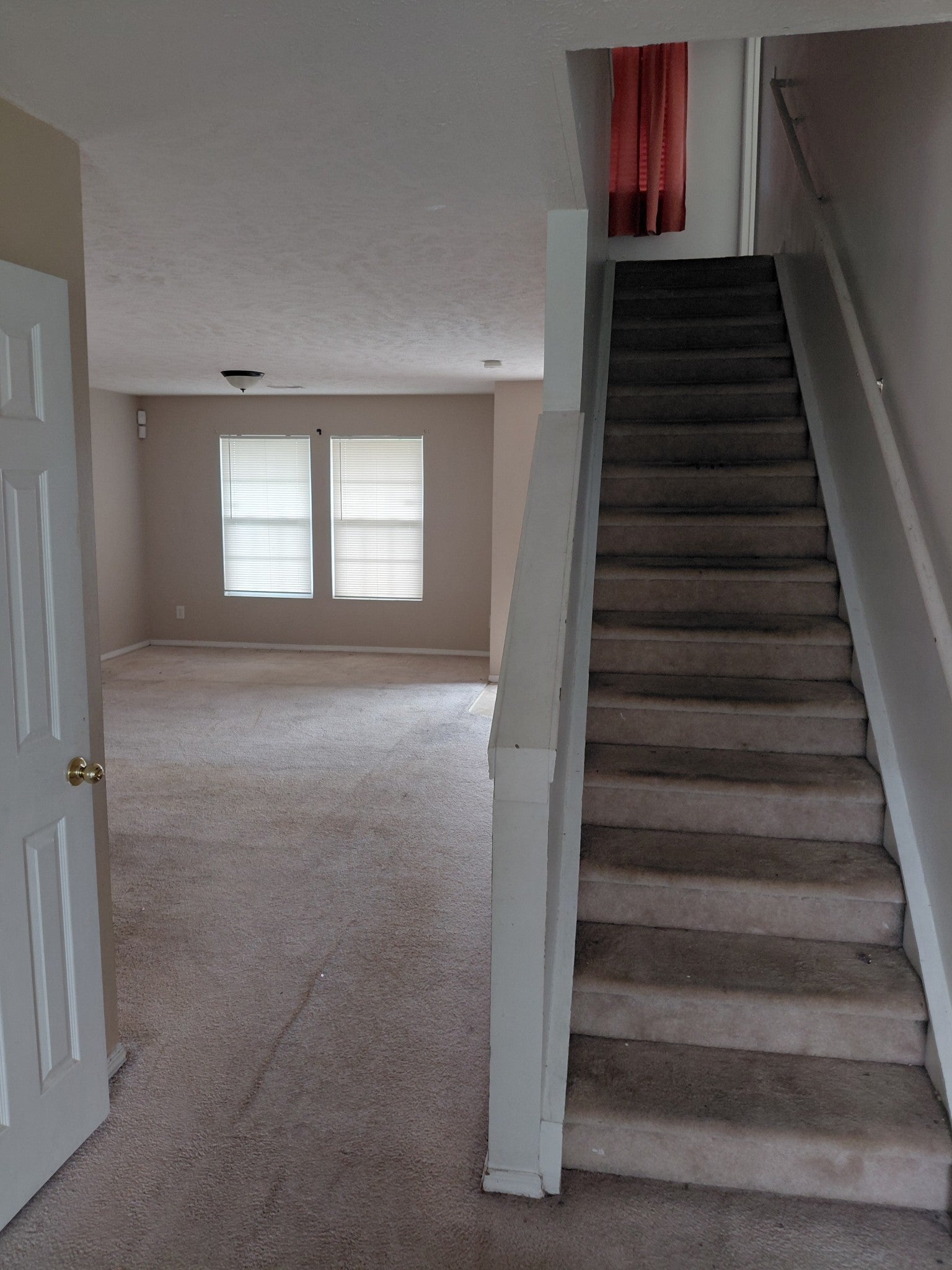 3208 Woodpoint Dr