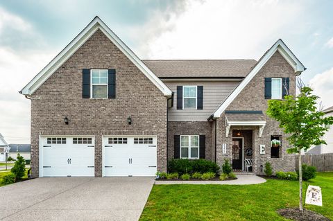 1377 Wentworth Dr Gallatin TN 37066