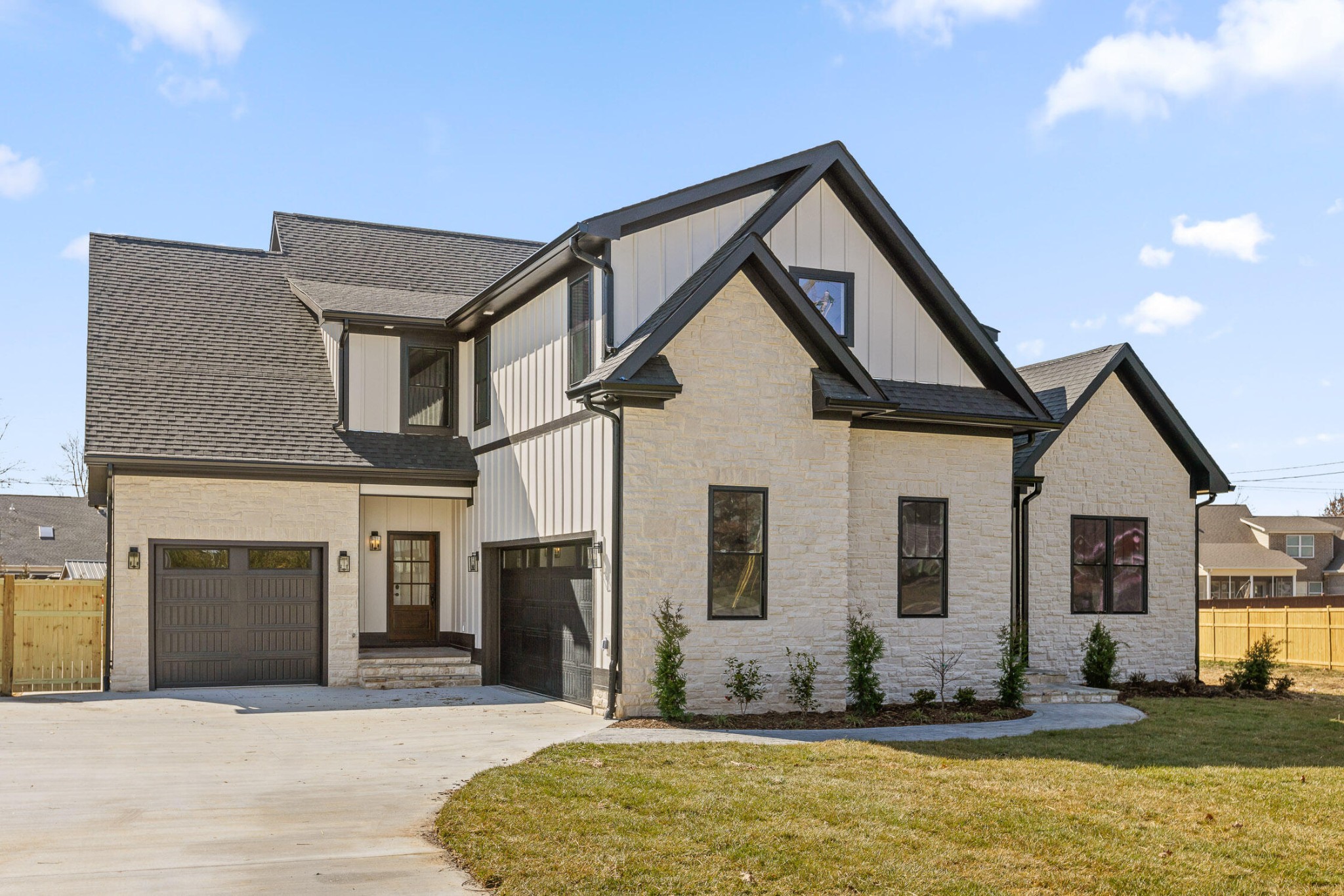 2208 Launcelot Road