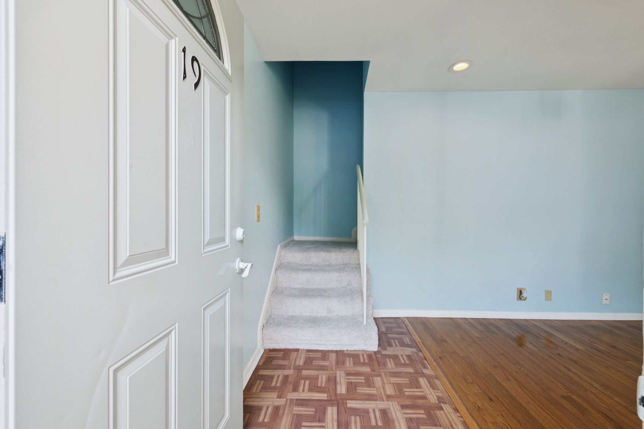 4958 Edmondson Pike D19