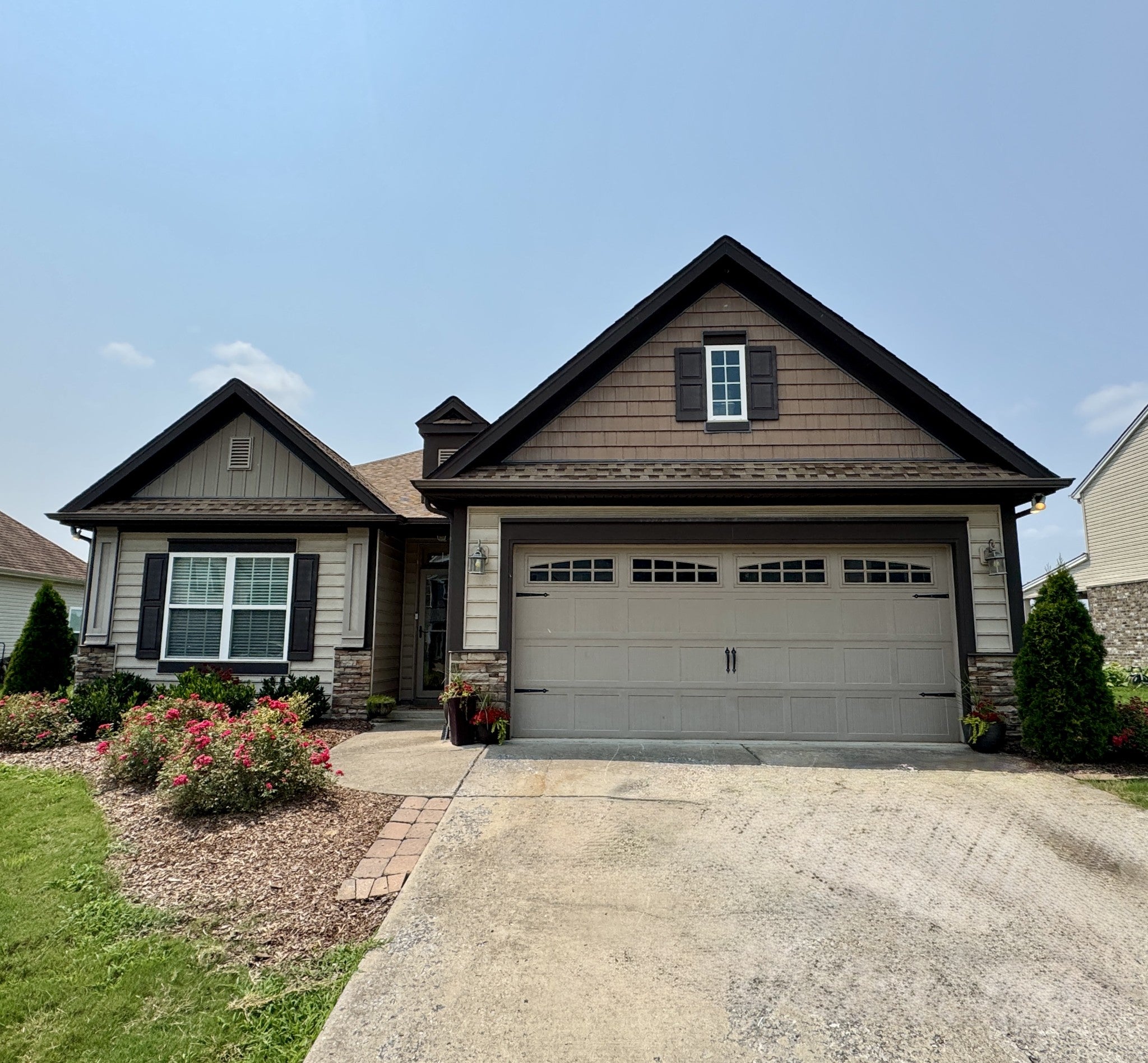 4237 Longfellow Dr