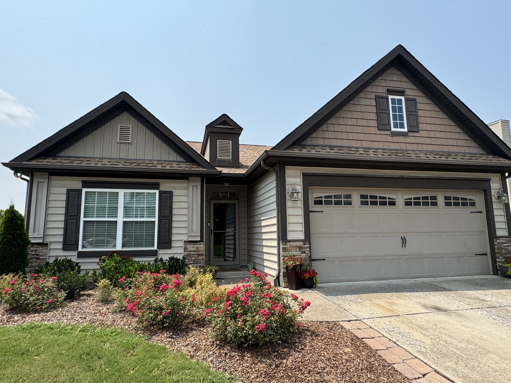 4237 Longfellow Dr
