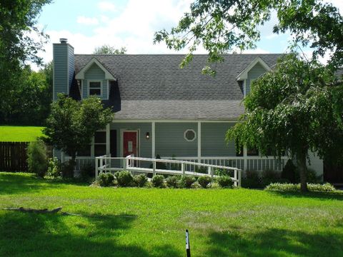 107 Oakland Dr Gallatin TN 37066