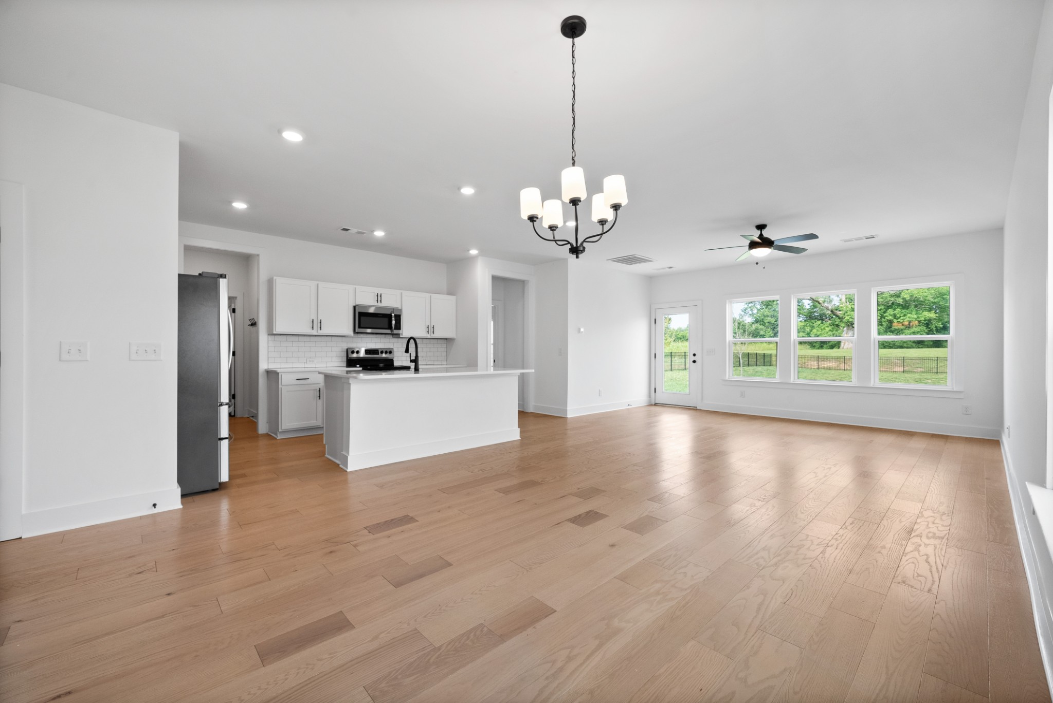212 Asher Ct