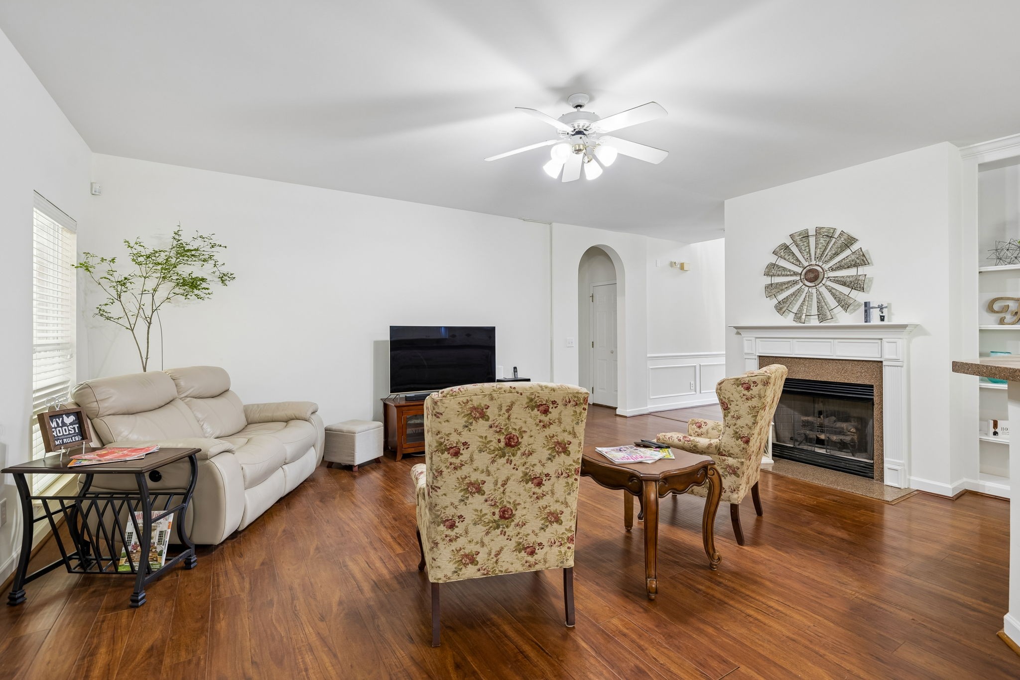 5237 Whispering Valley Dr