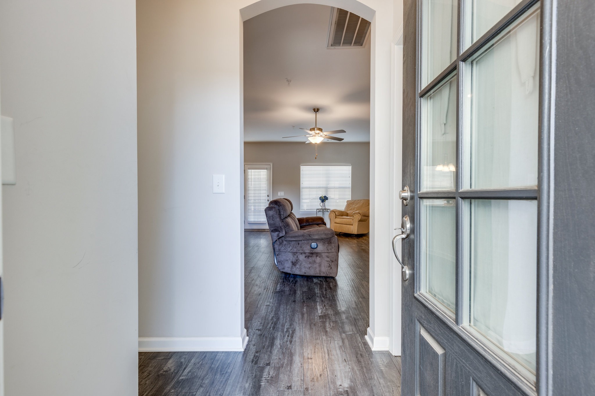 221 Kinsale Dr