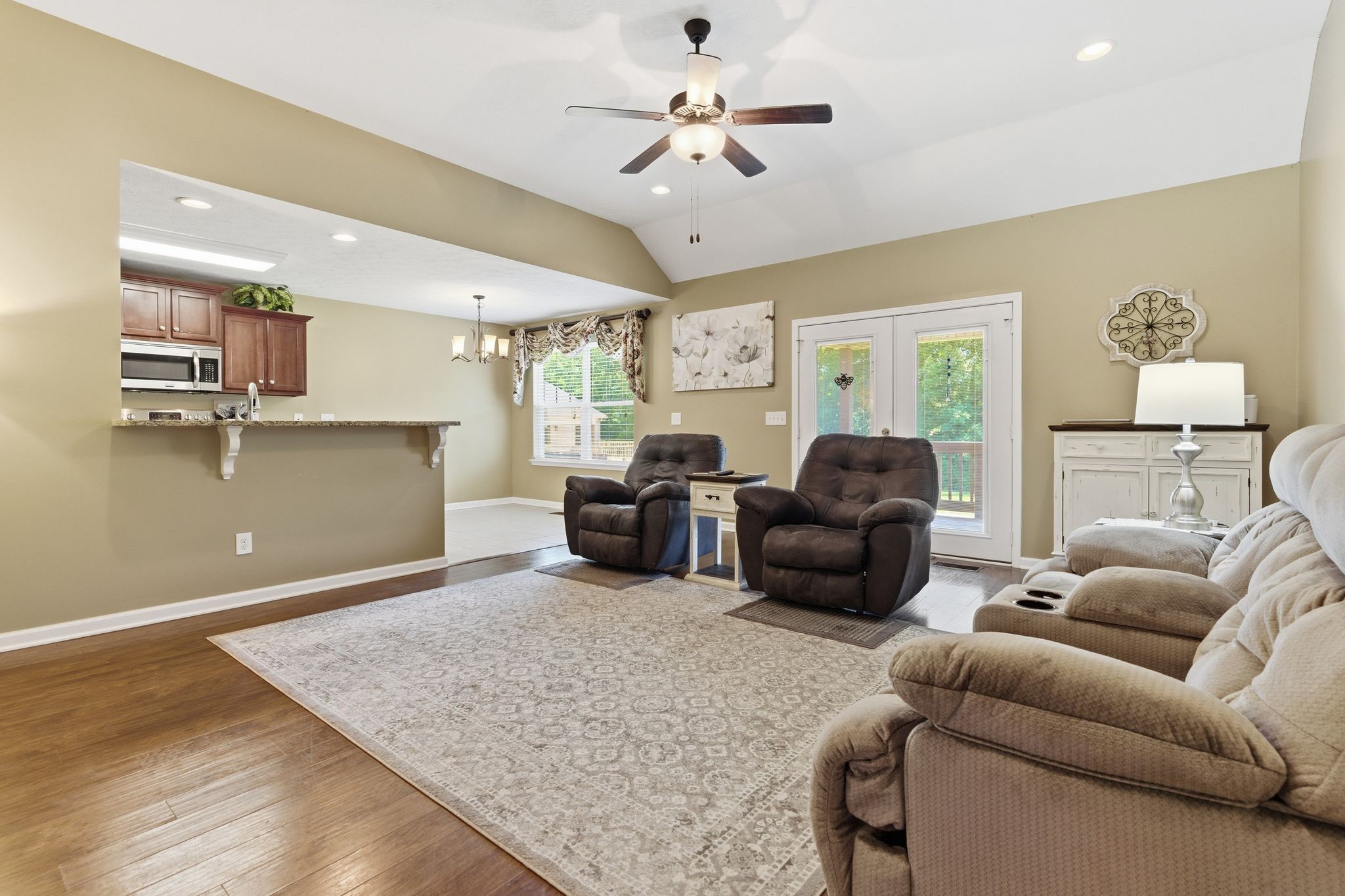 528 Twyla Dr