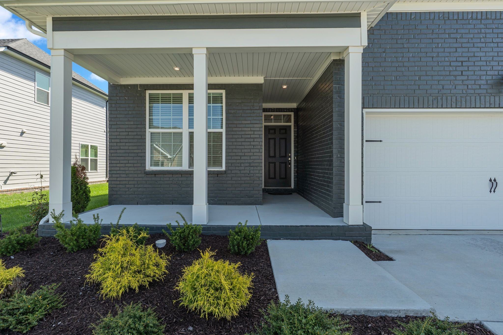 1406 Autumn Leaf Ln
