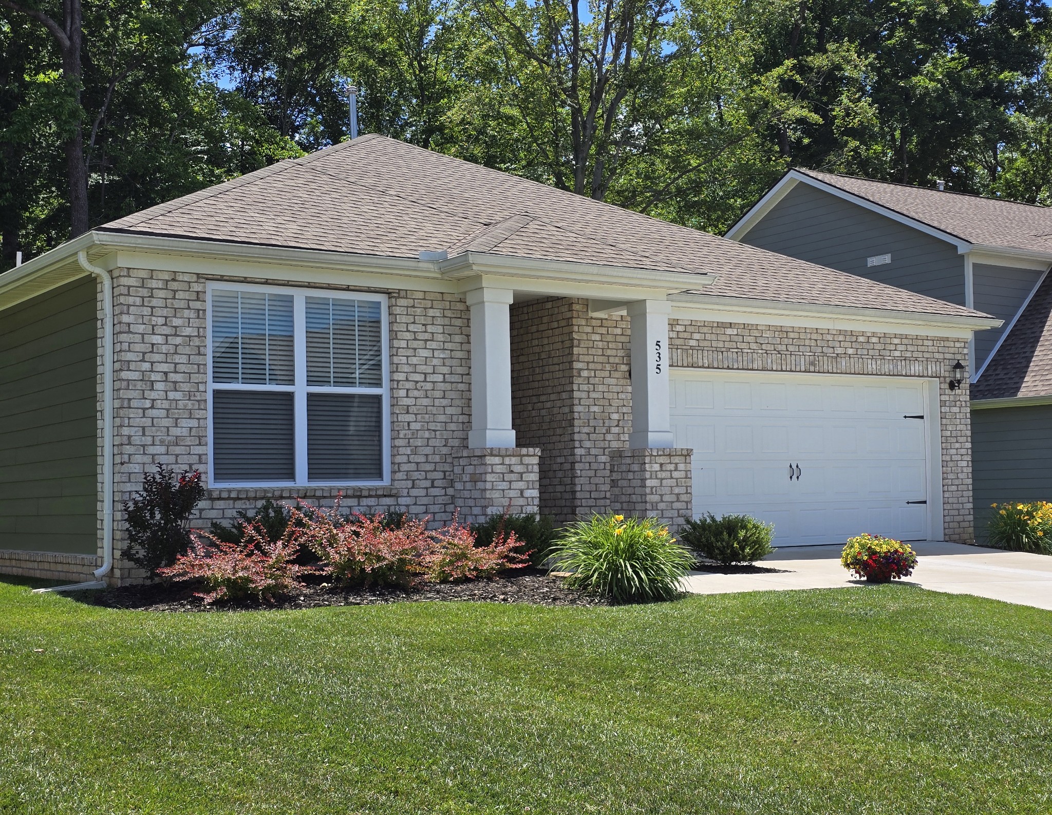 535 Ballard Dr