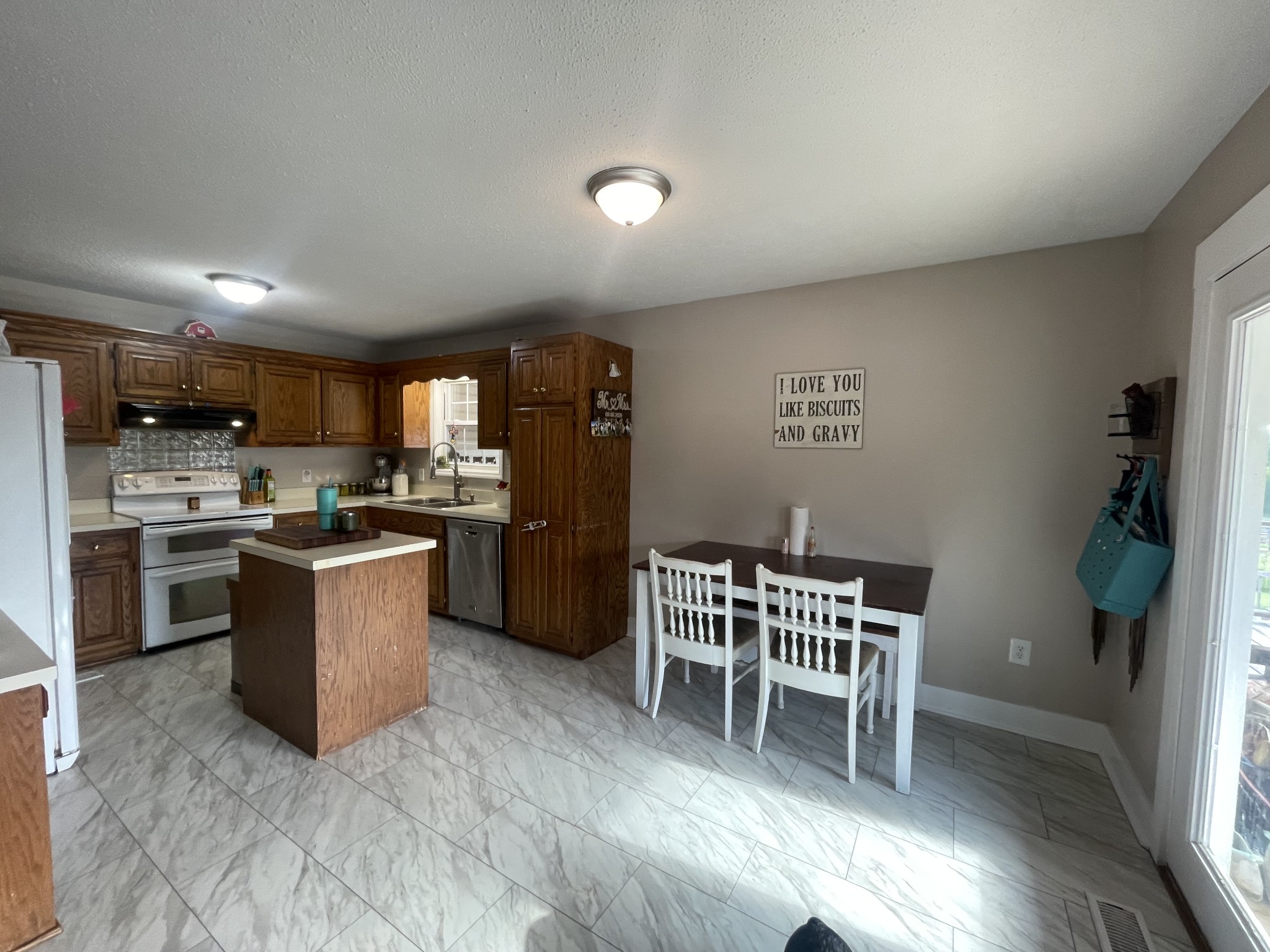156 Kingston Corner Rd