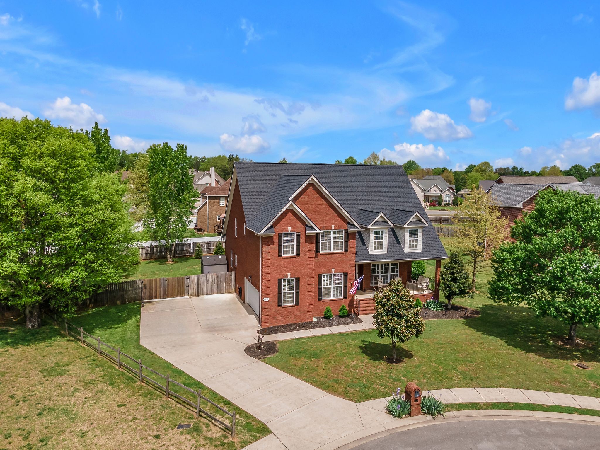 1912 Joben Dr