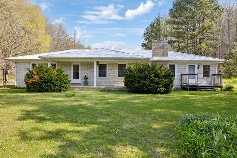1651 Centerville Hwy Hohenwald TN 38462