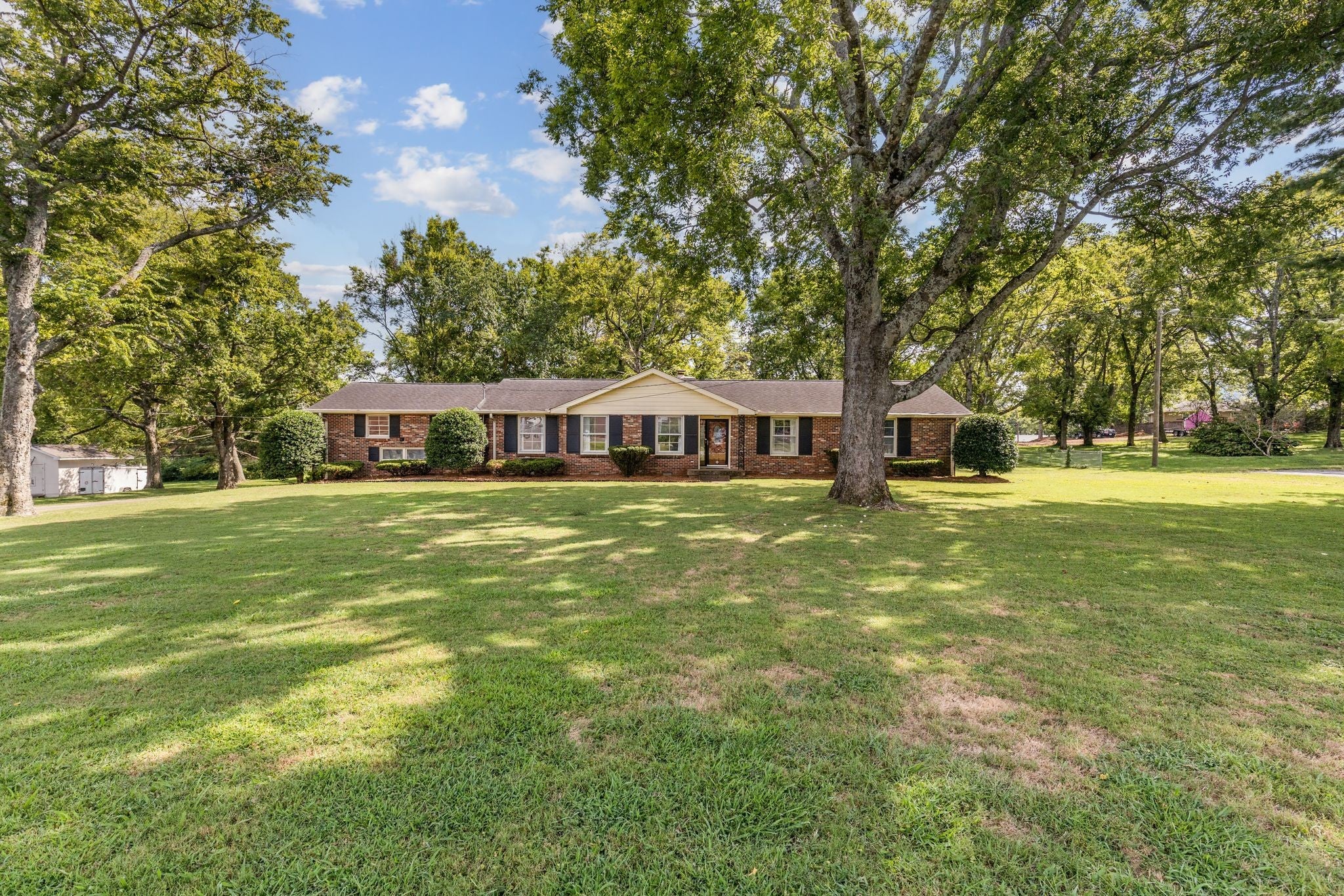 3-bed home at 717 Lambert Dr, Nashville, sold November 11, 2025