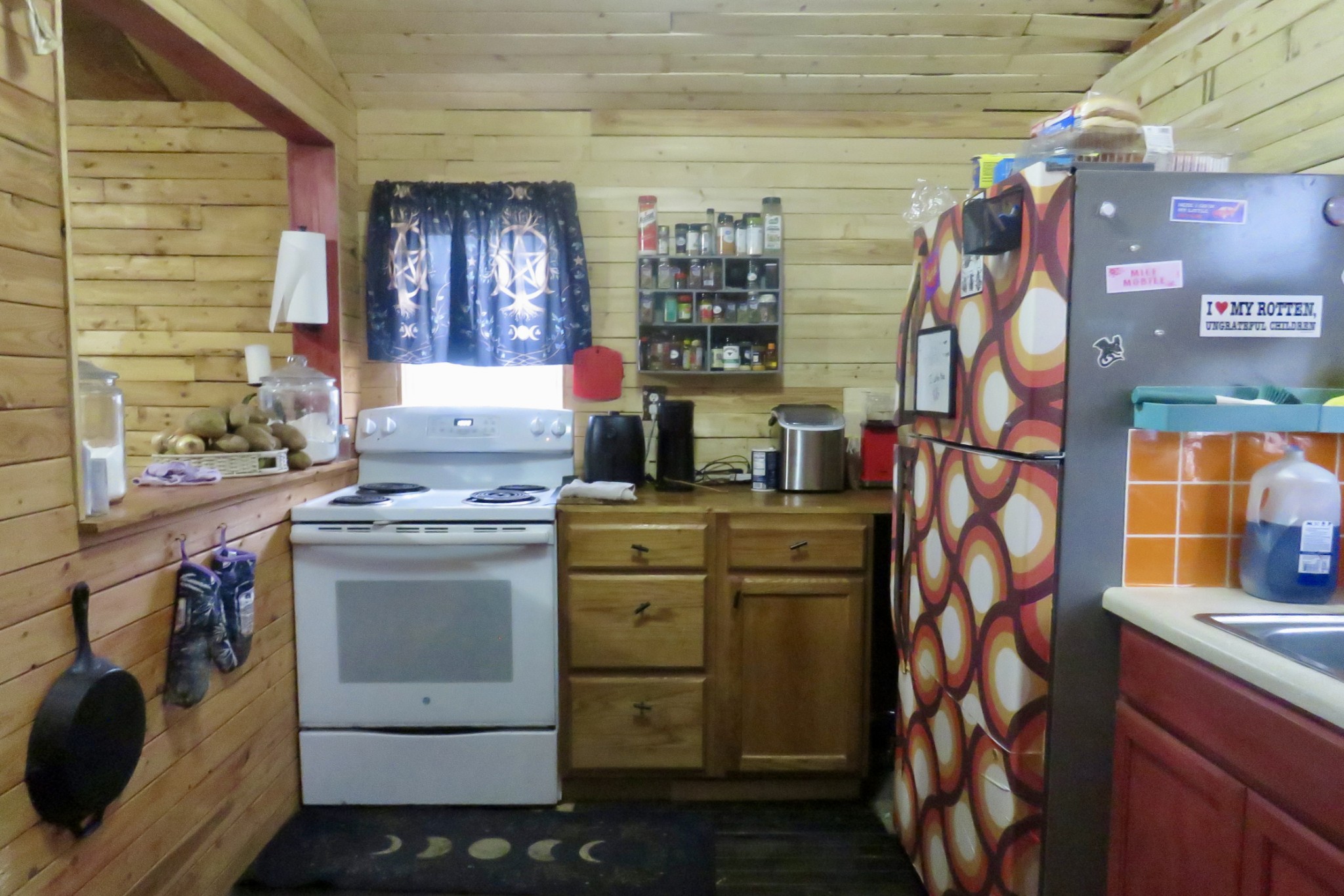 30611 Steel Tram Rdg