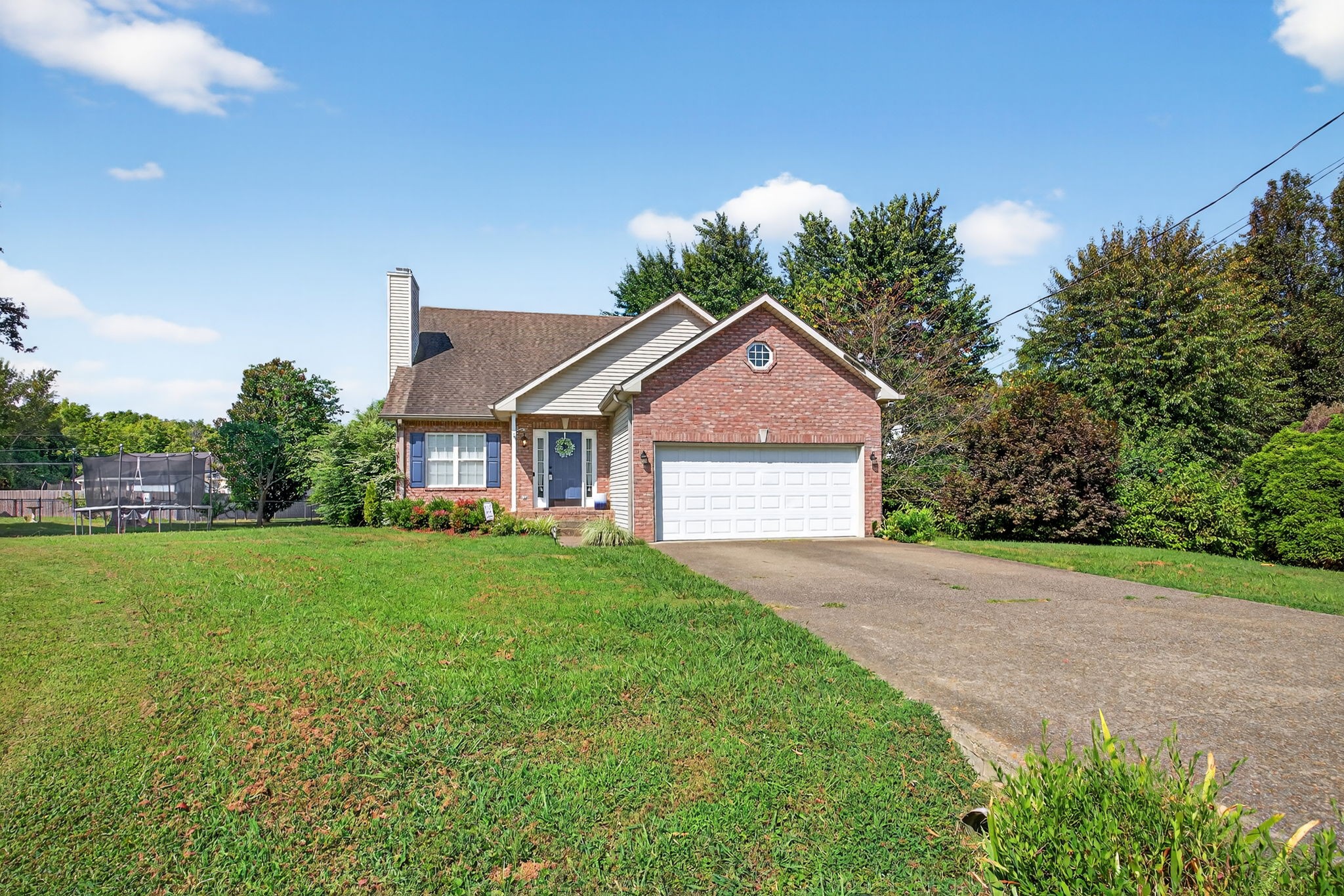 137 Rockland Pl