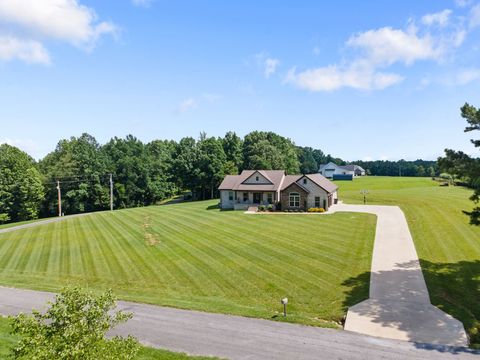 268 Planters Cir Leoma TN 38468