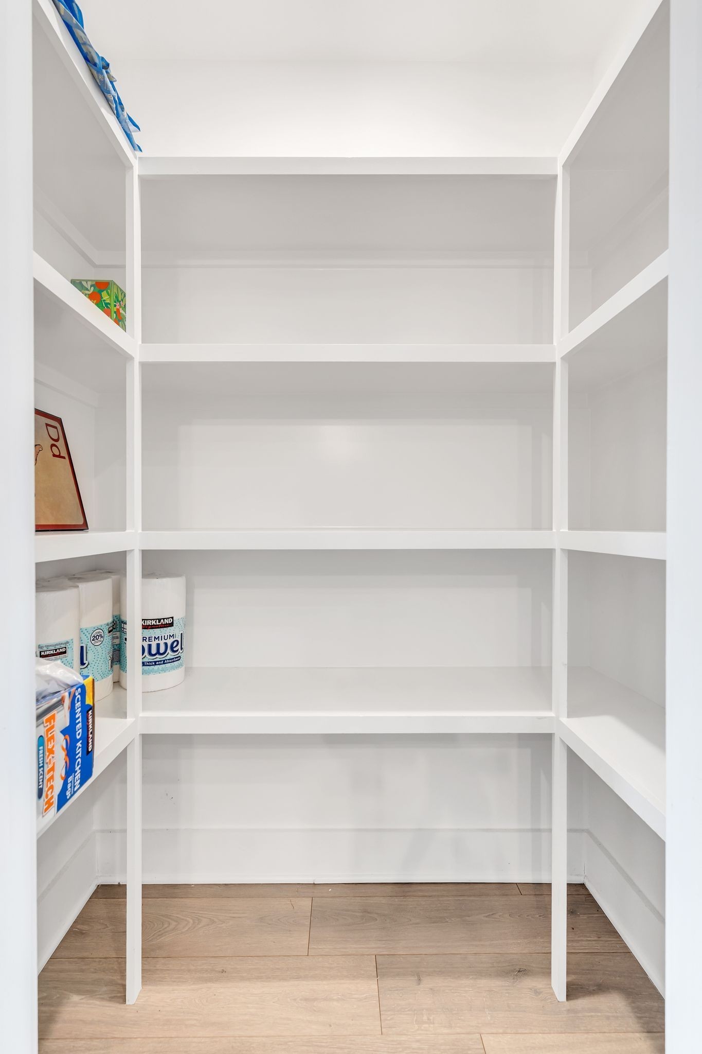 2087 Oakwood Ave UNIT 12,