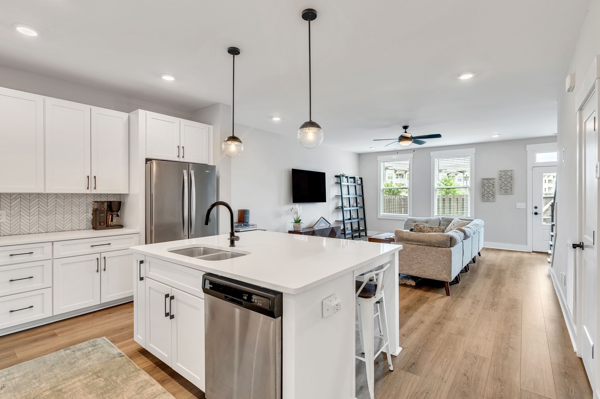 2087 Oakwood Ave UNIT 12,