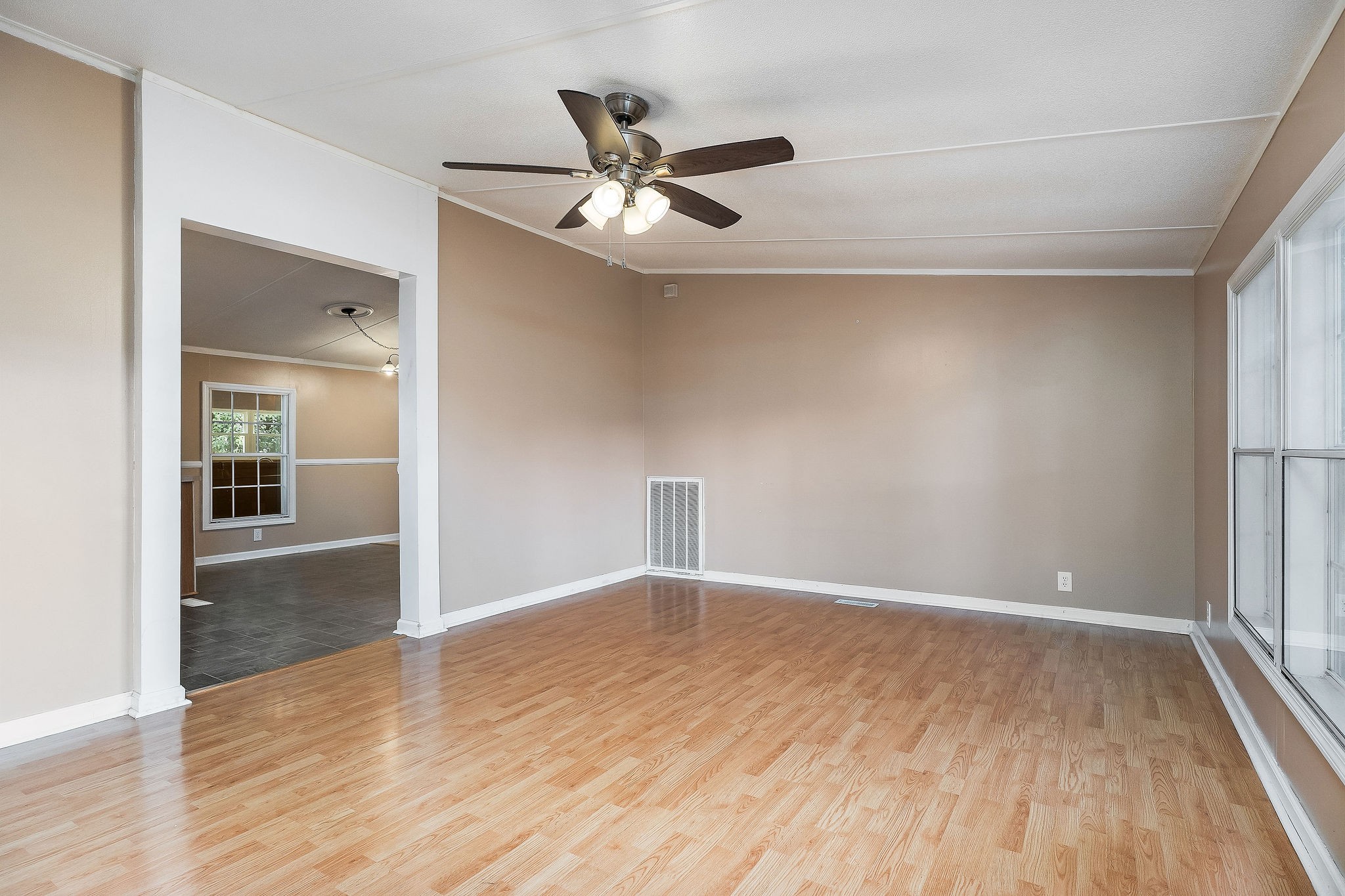 300 C Rody Rd