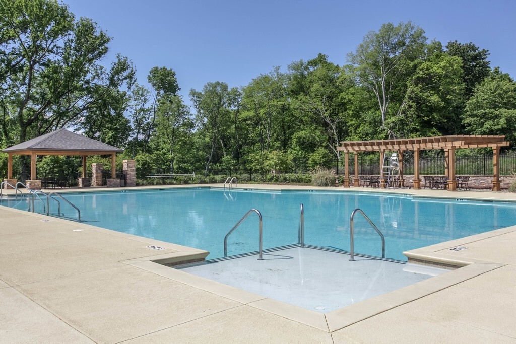 2617 Thicket Ridge Ct