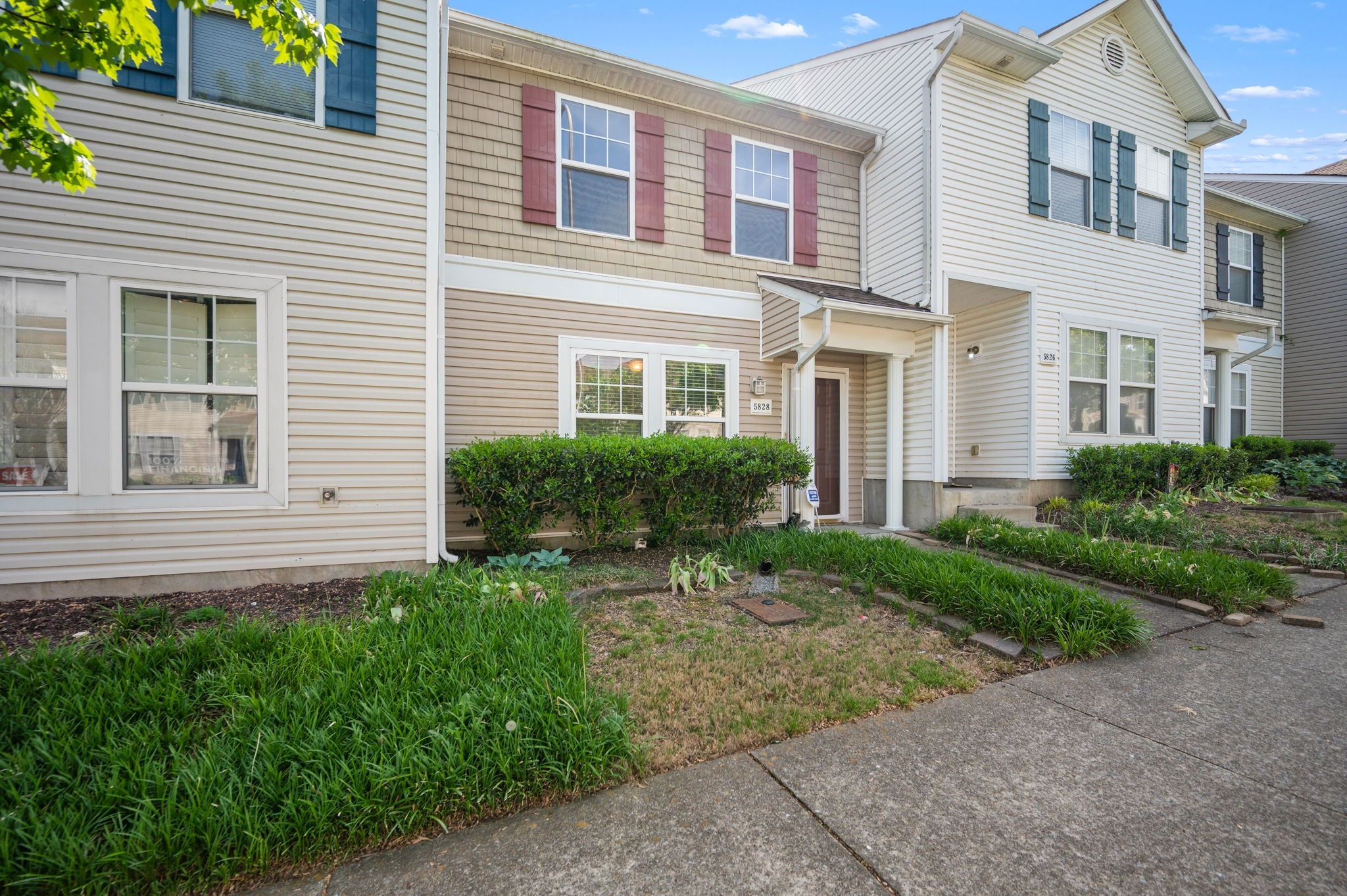 5828 Monroe Xing