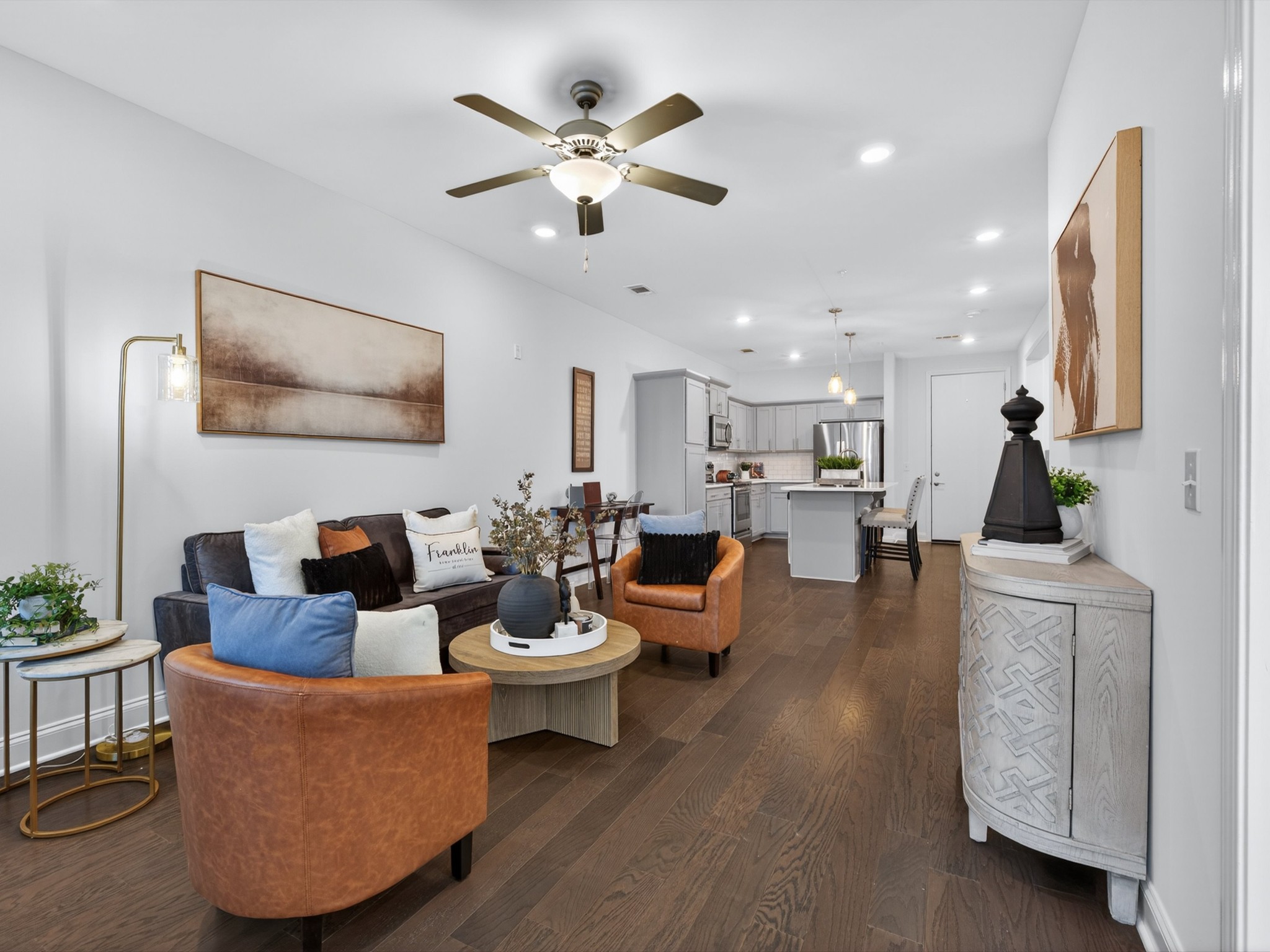 700 Vintage Green Ln 102