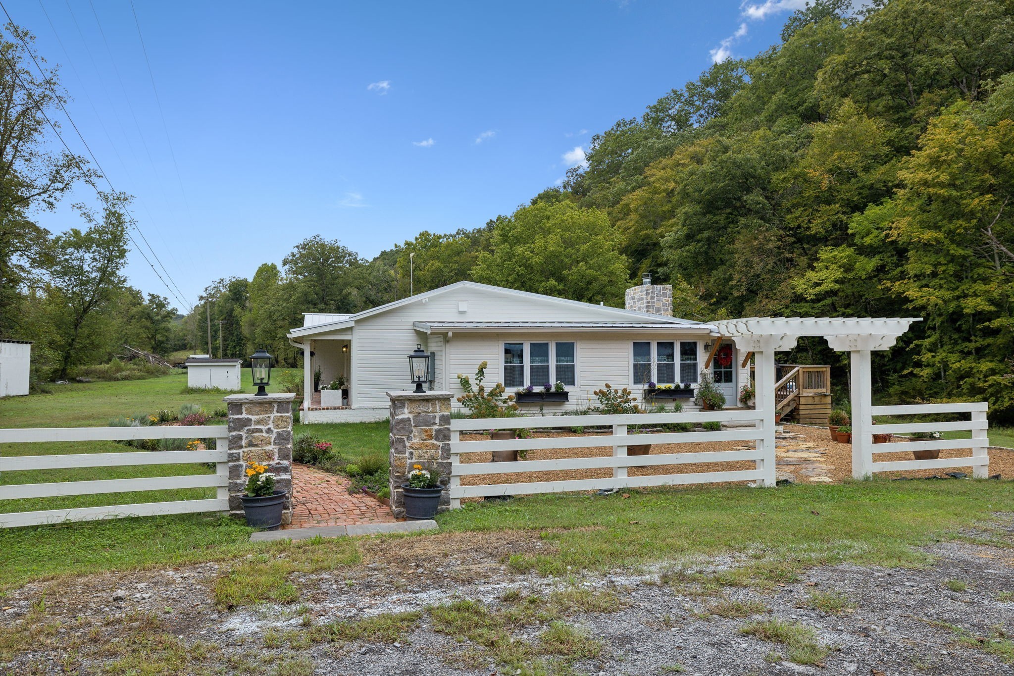 8188 Shoals Branch Rd