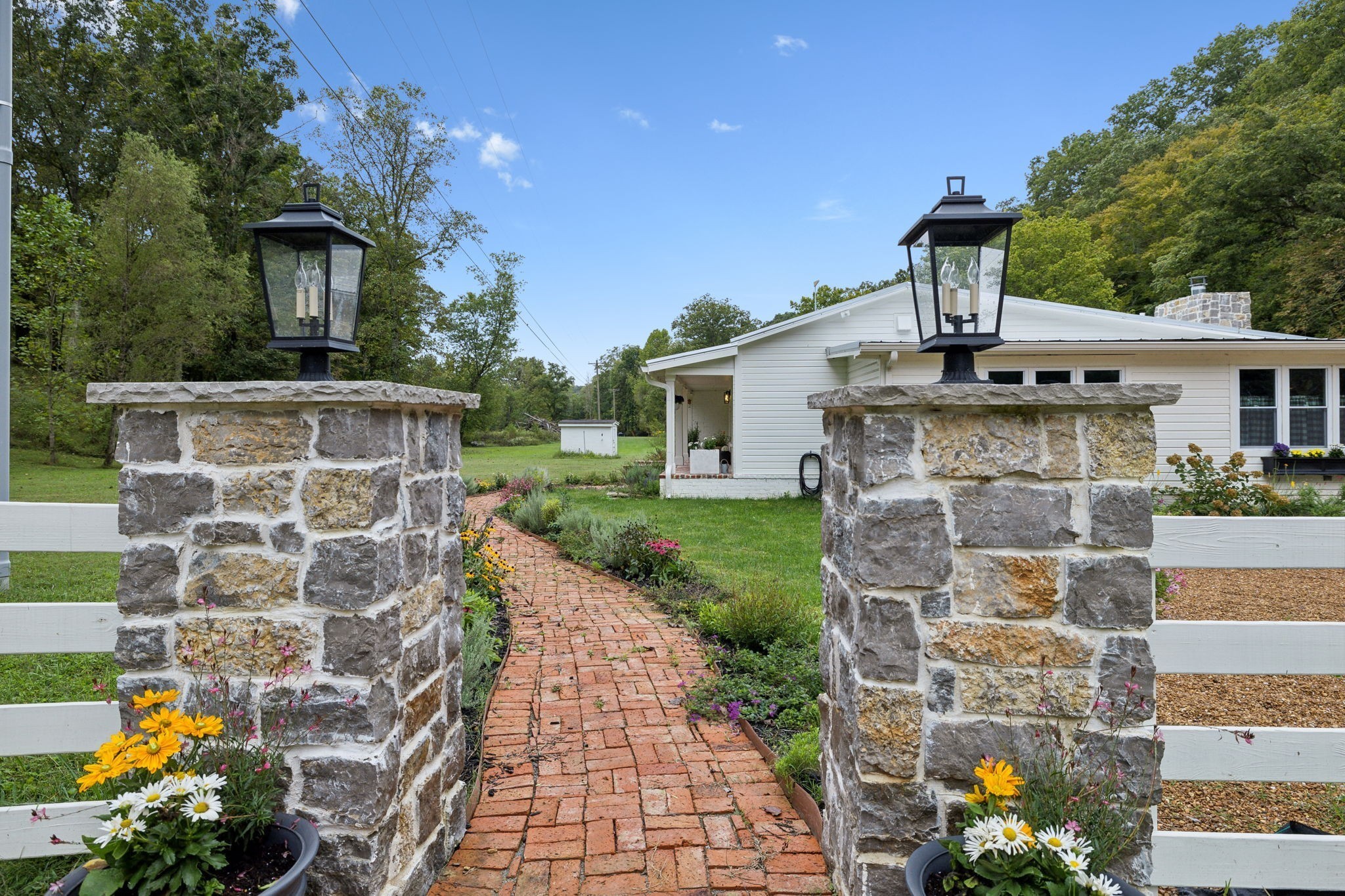 8188 Shoals Branch Rd