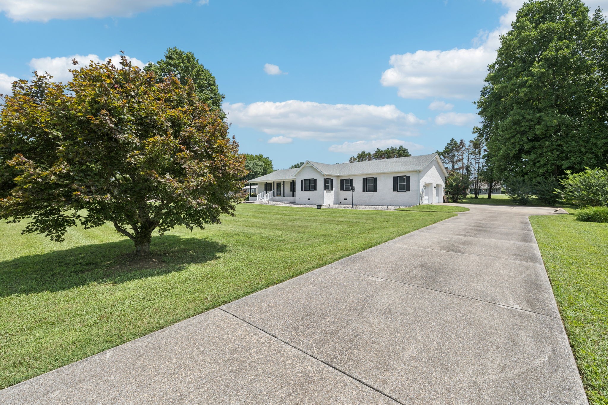 2927 Kerry Ln