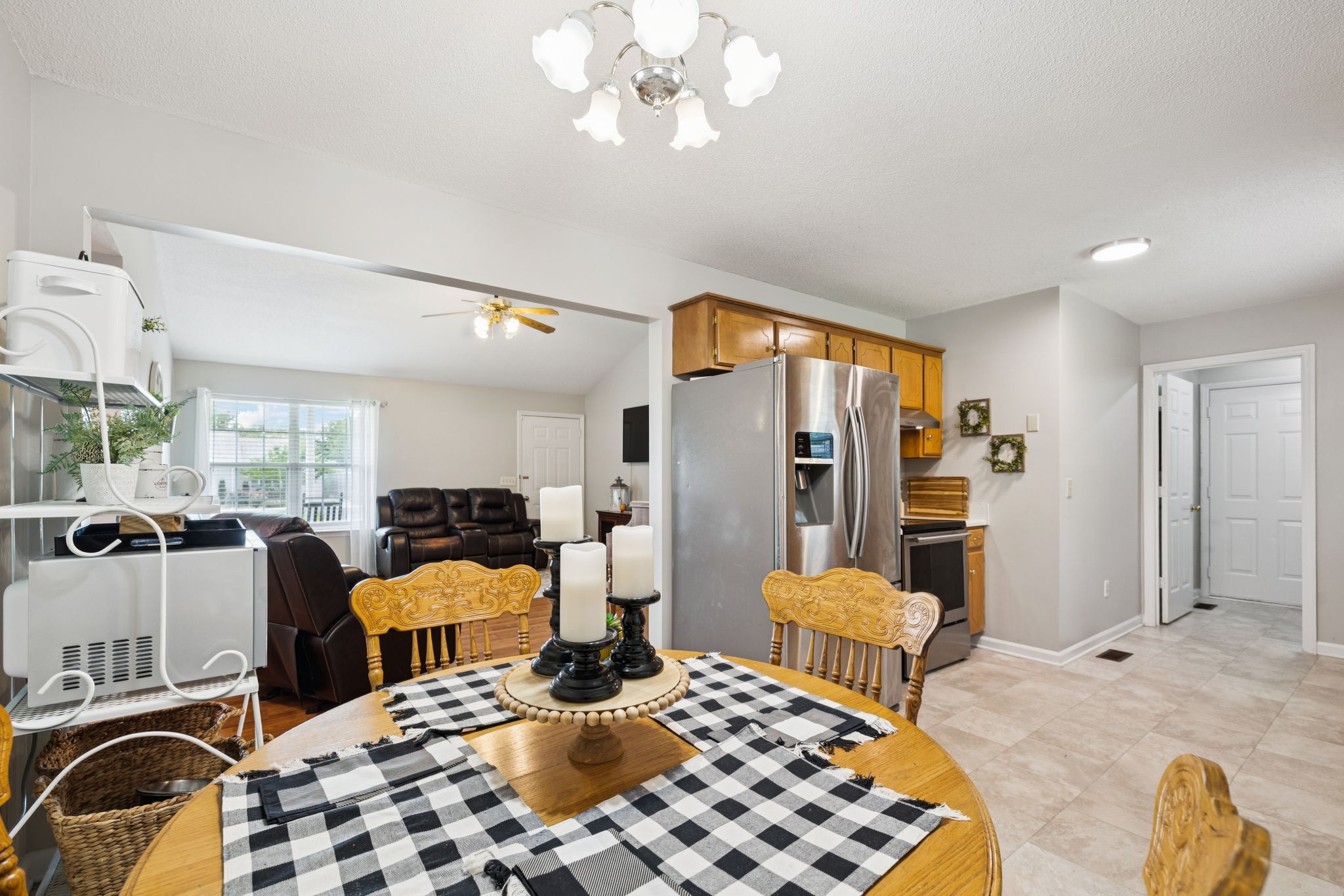 3114 Penny Ln