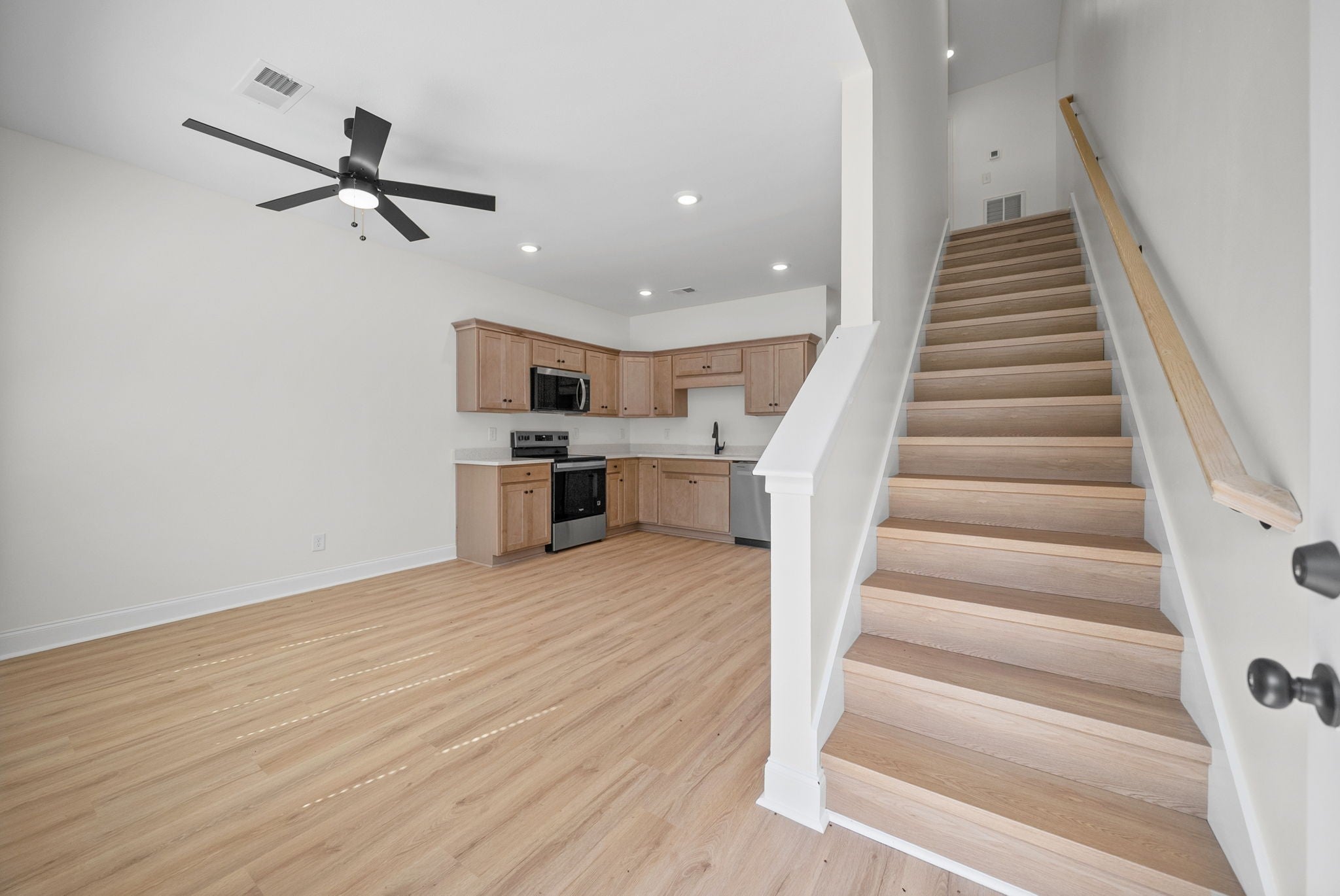 330 S 7th Street B