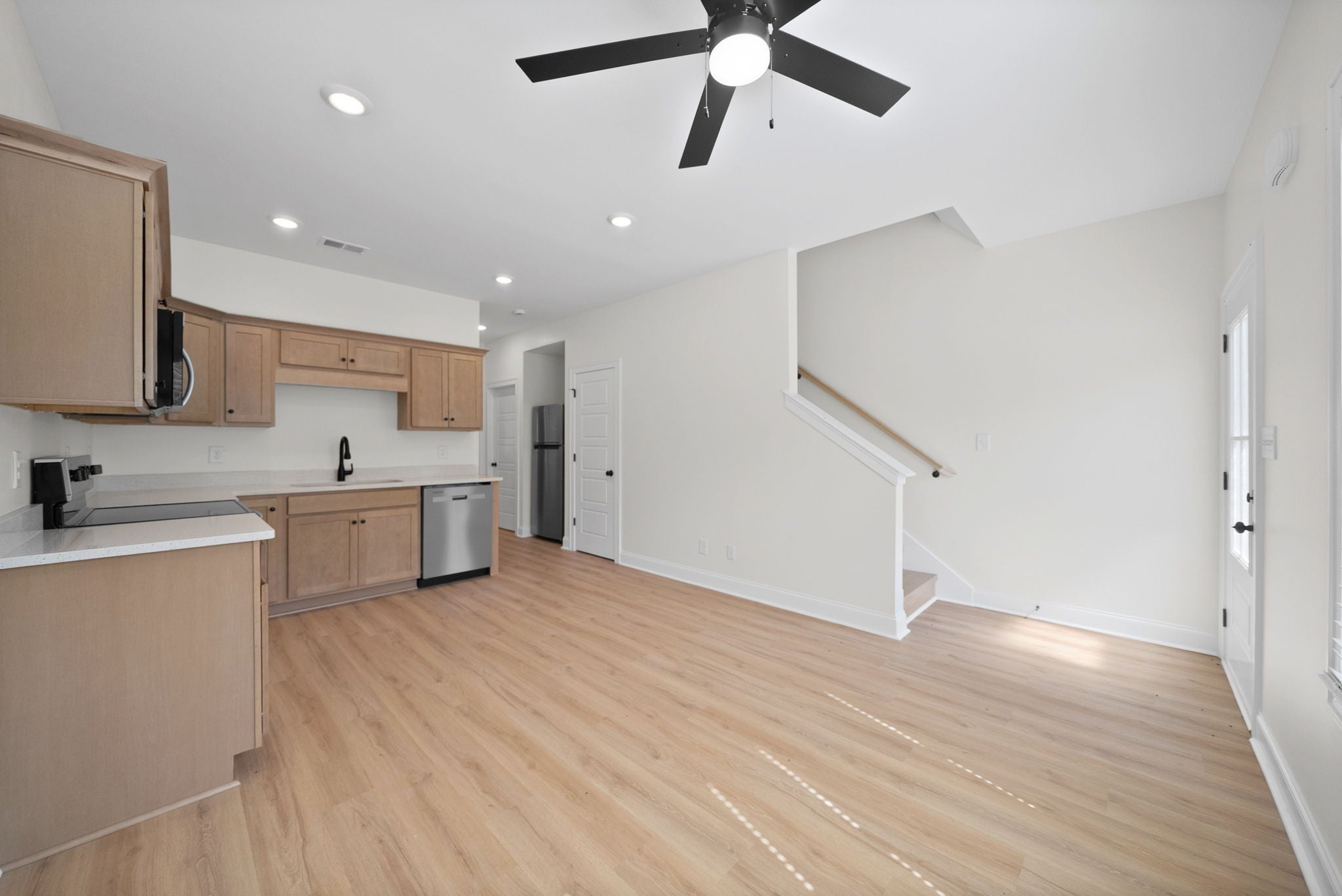 330 S 7th Street B