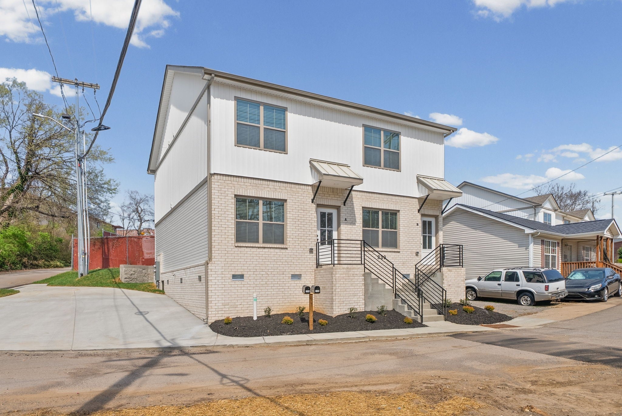 330 S 7th Street B