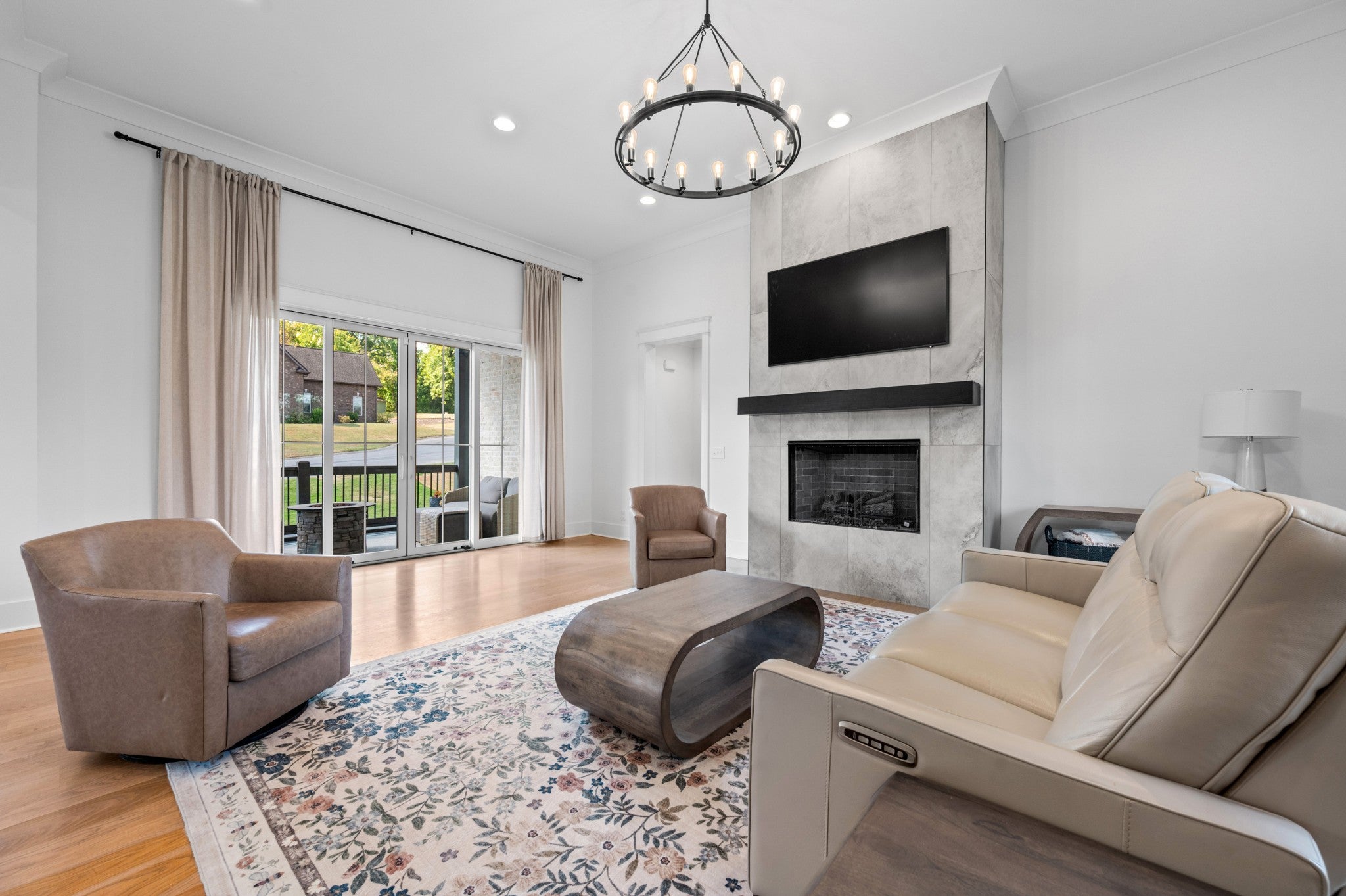 403 Barnes Dr