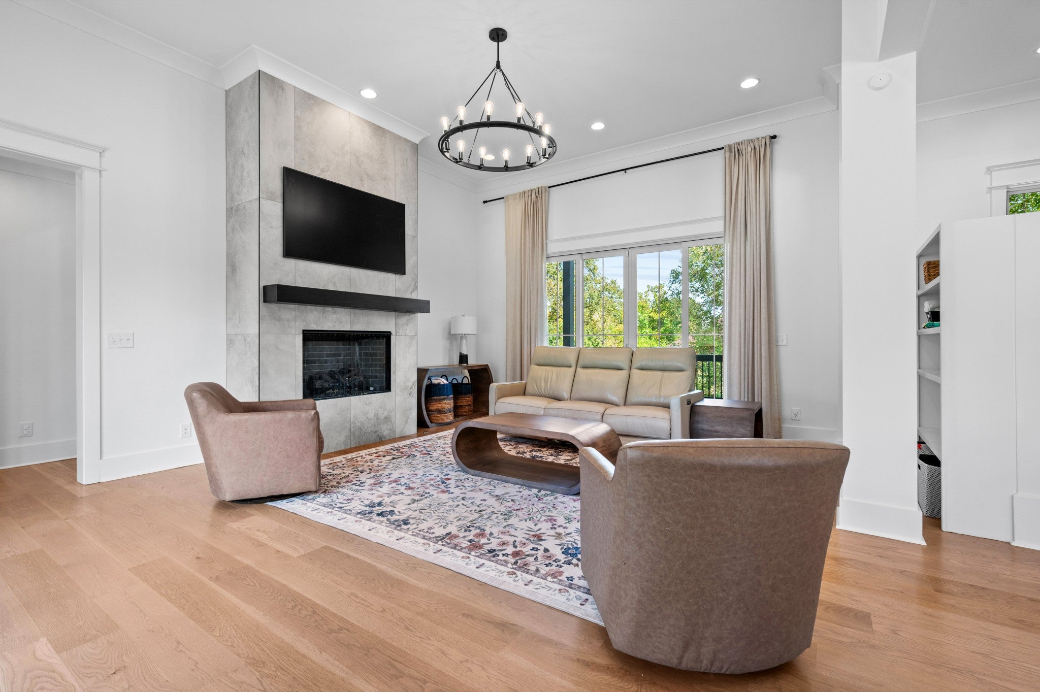 403 Barnes Dr