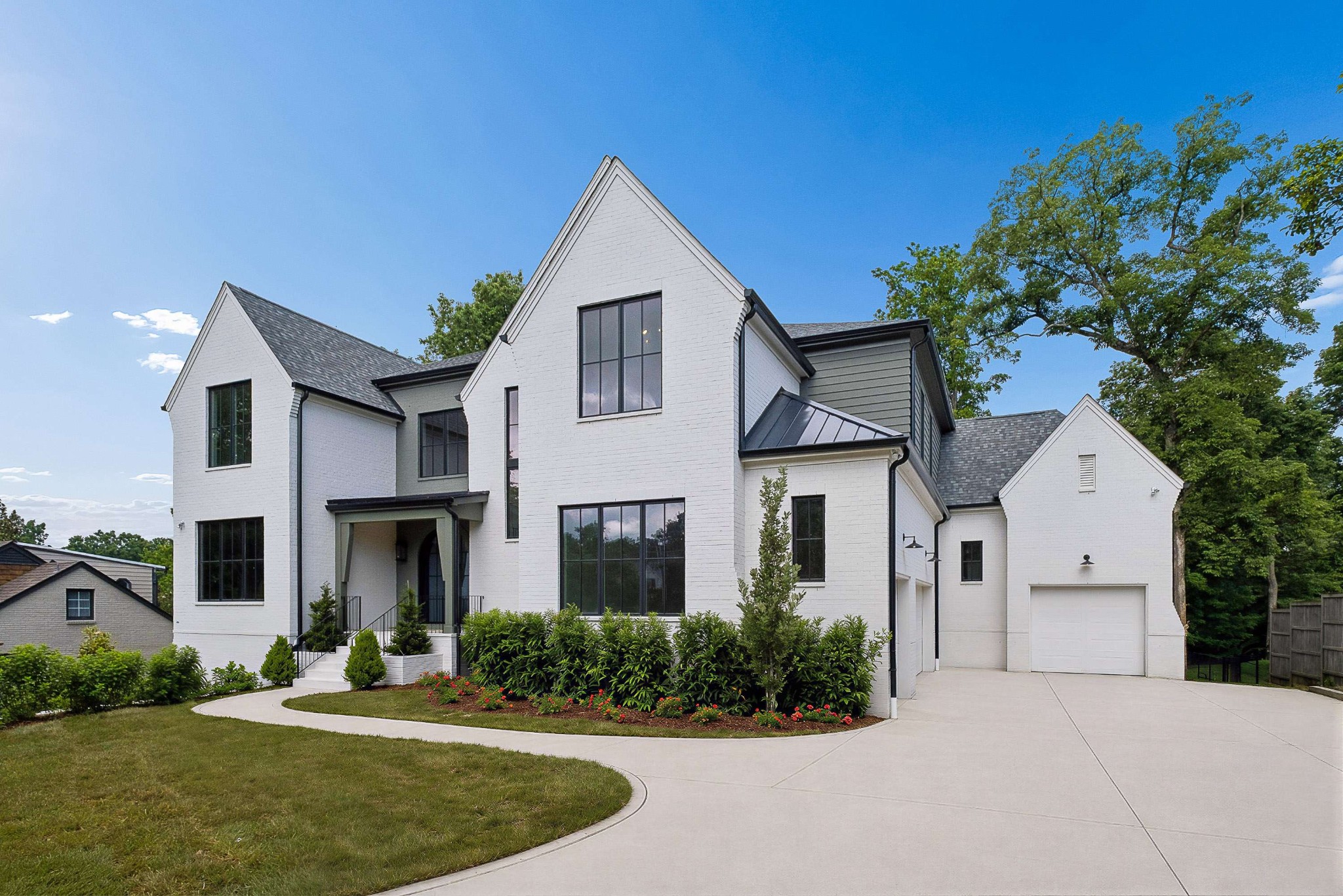 4123 Skyline Dr