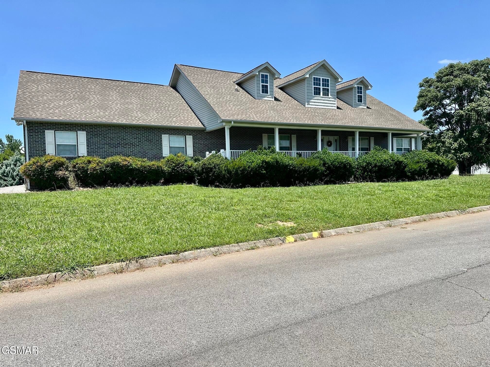 1220 Whaleys Overlook