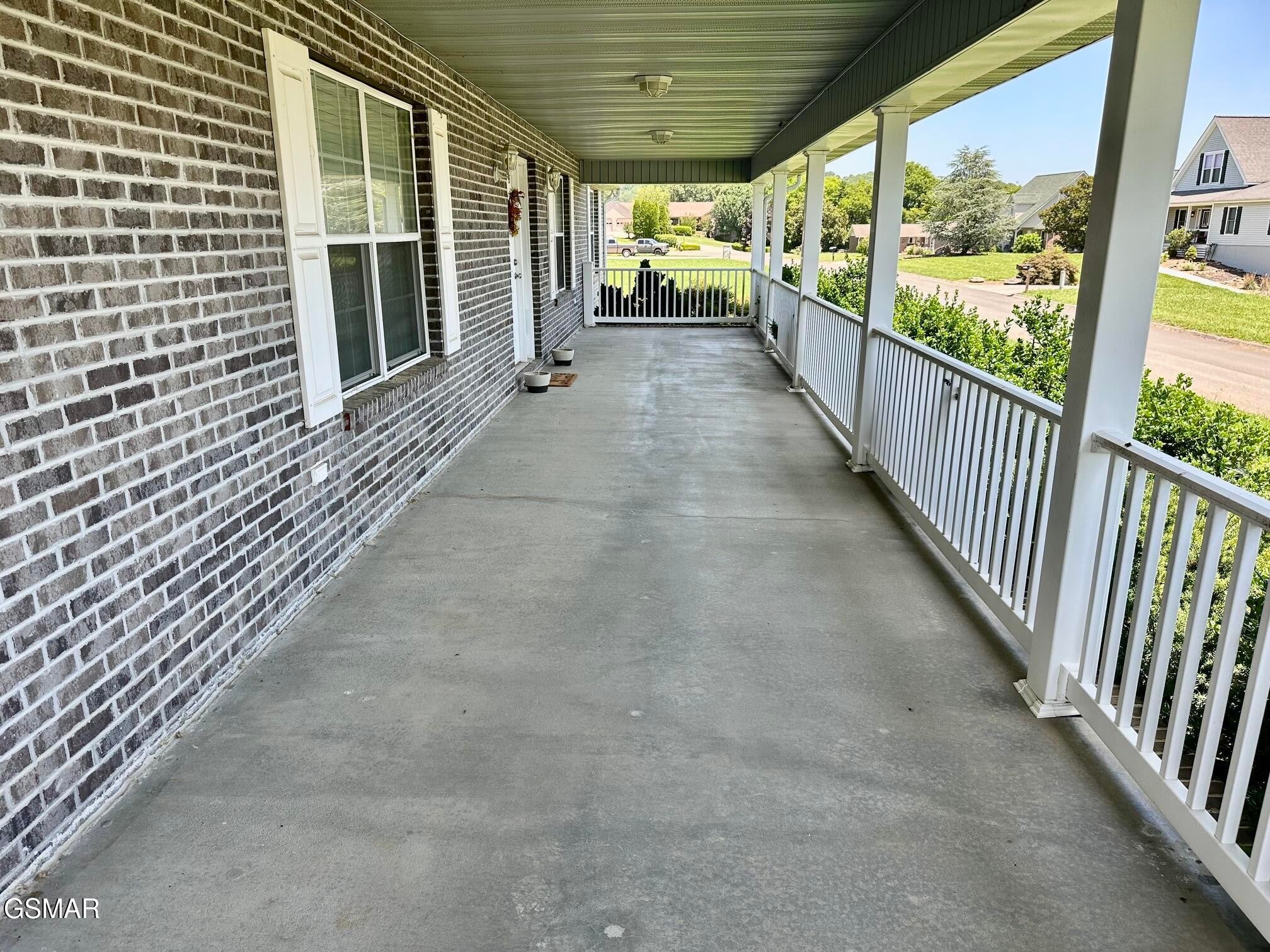 1220 Whaleys Overlook